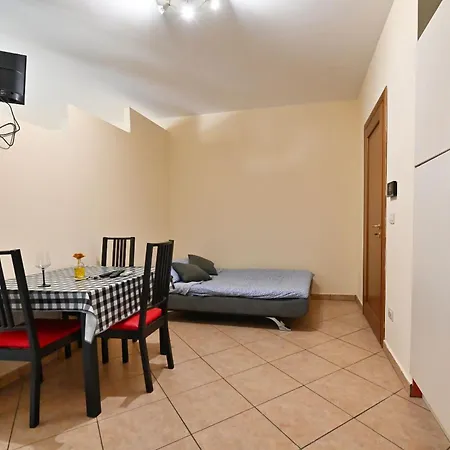 Holiday La Fenice Apartment *